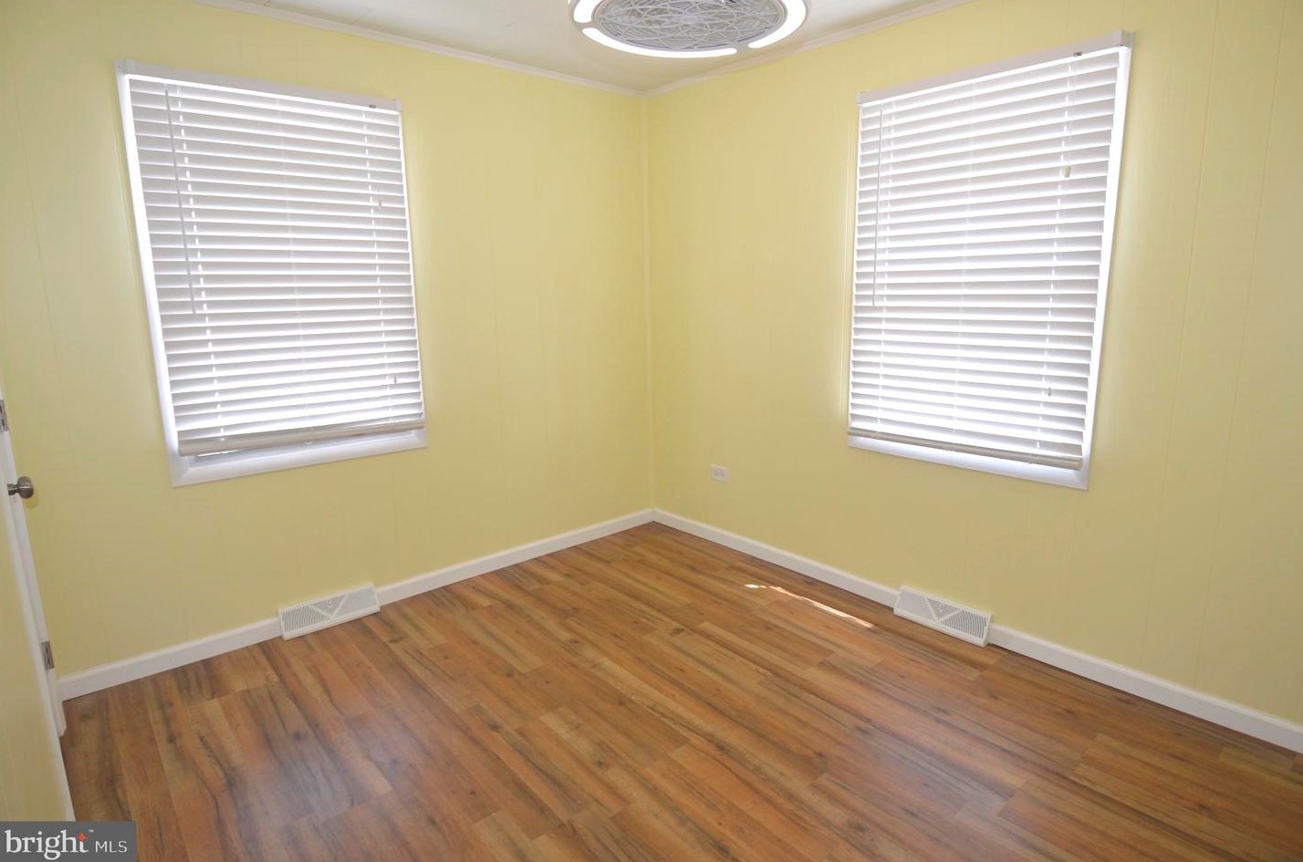 1724 Earhart Rd, Baltimore MD  21221-2101 exterior