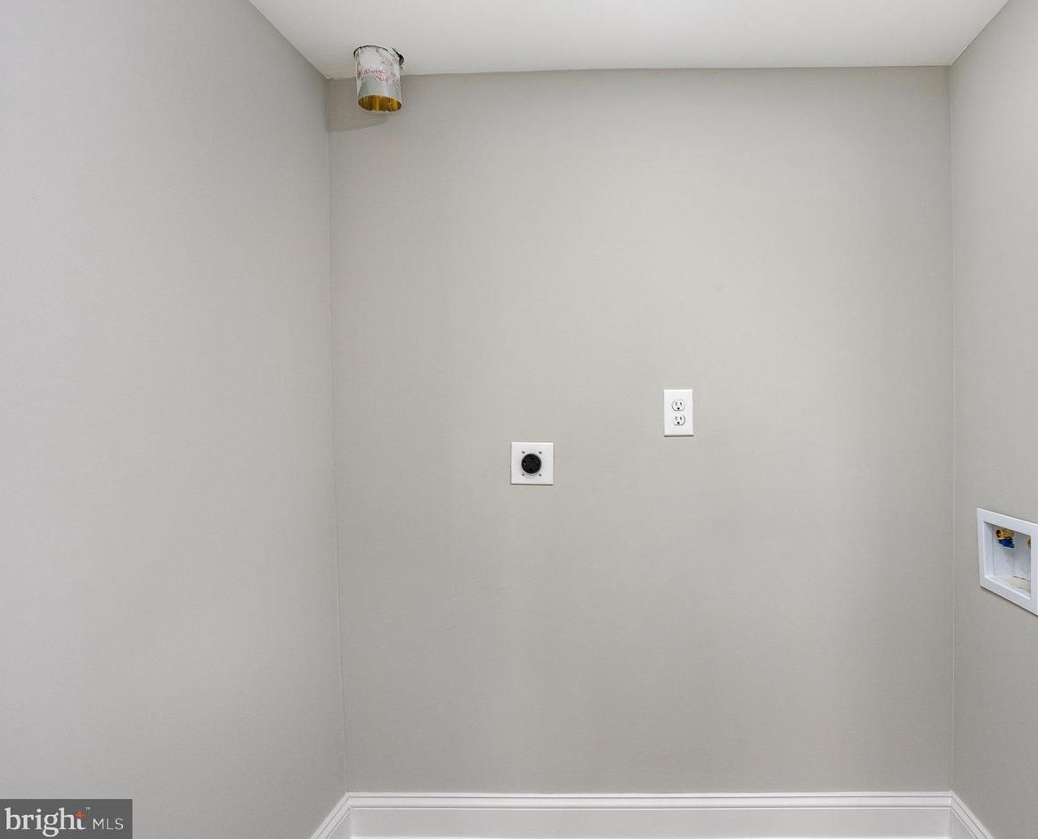 3020 Acton Rd, Baltimore MD  21234-4711 exterior