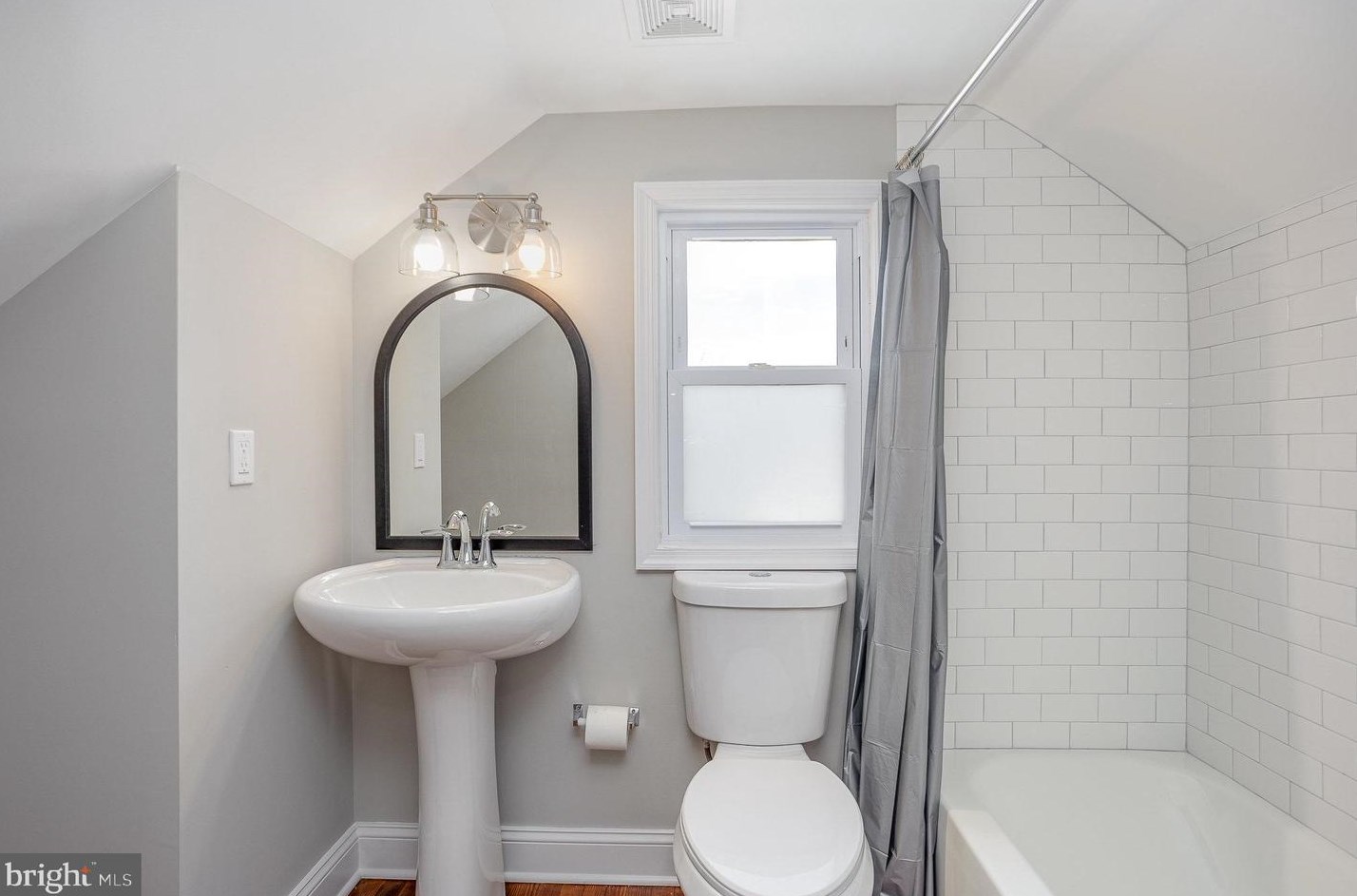 3020 Acton Rd, Baltimore MD  21234-4711 exterior