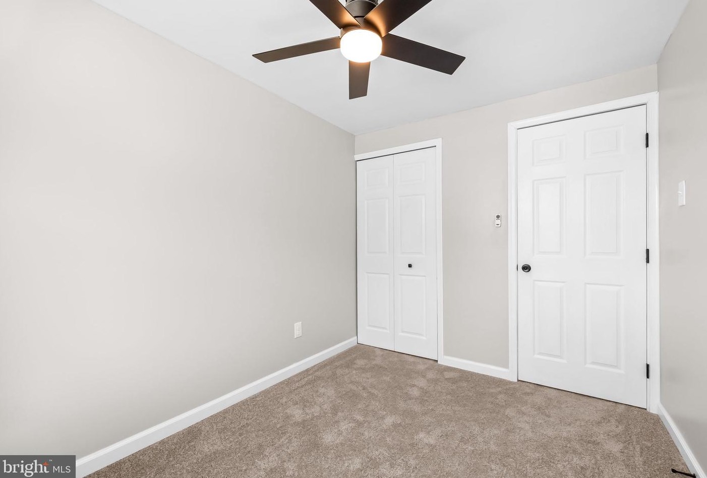 4406 Hallfield Manor Dr, Baltimore MD  21236-2815 exterior