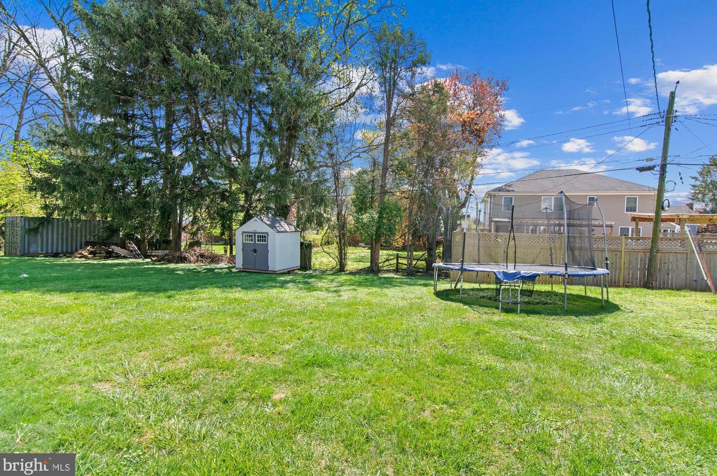 3315 Smith Ave, Baltimore MD 21208-4539 exterior