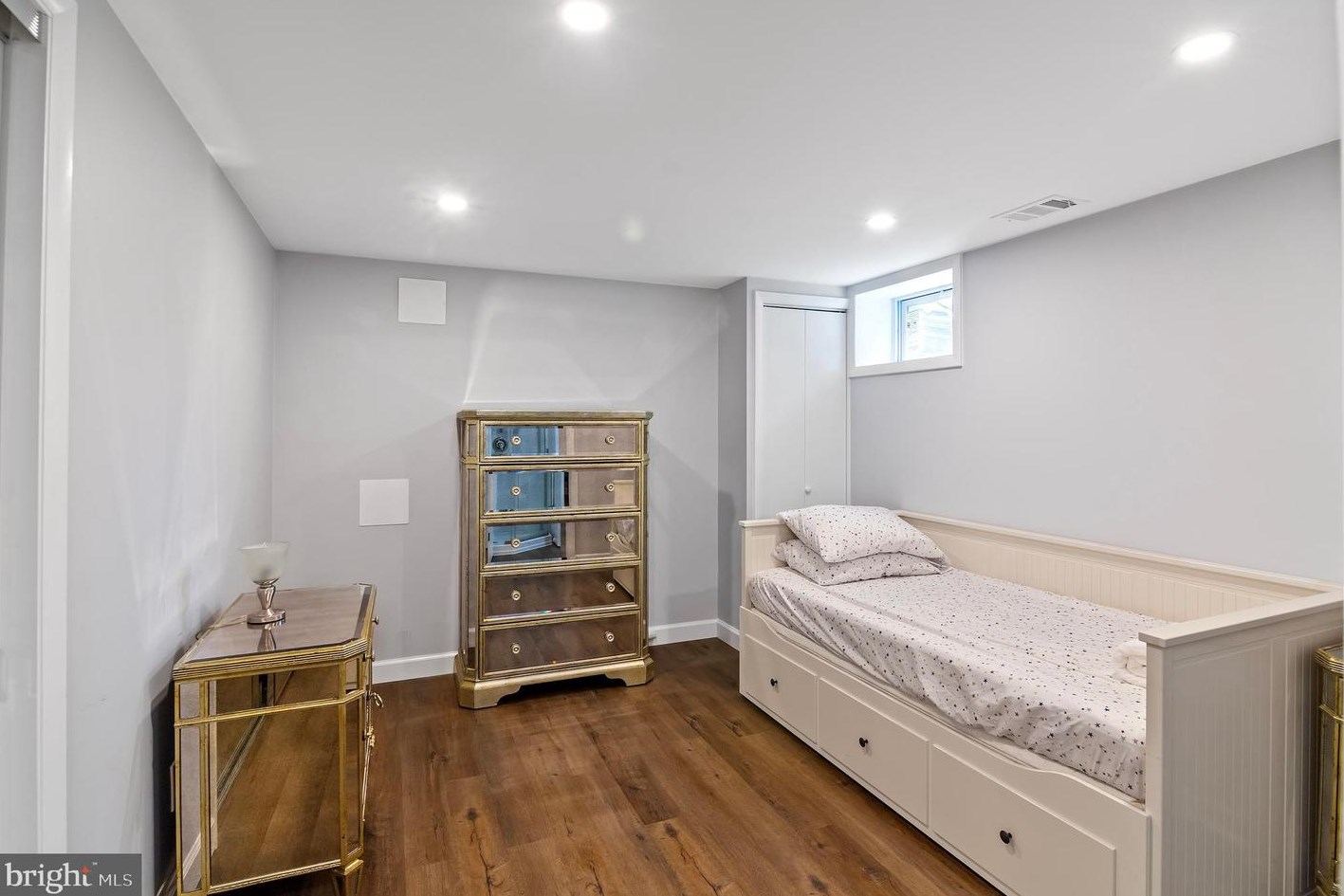 3315 Smith Ave, Baltimore MD 21208-4539 exterior