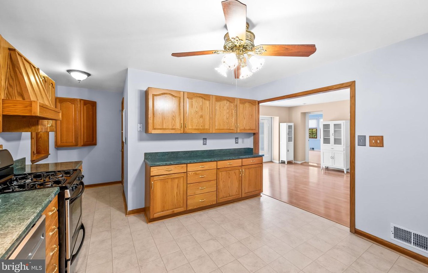 1246 48 St, Baltimore MD 21224-3114 exterior