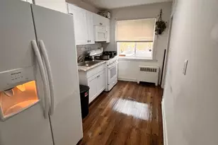 8529 Chestnut Oak Rd, Parkville, MD 21234 - Photo 3