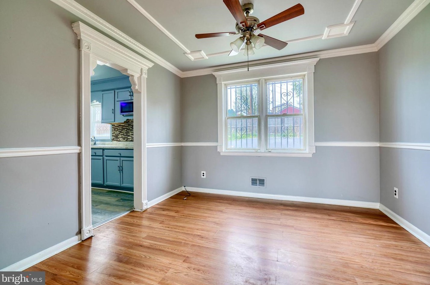 8112 Sagramore Rd, Baltimore MD  21237-1629 exterior