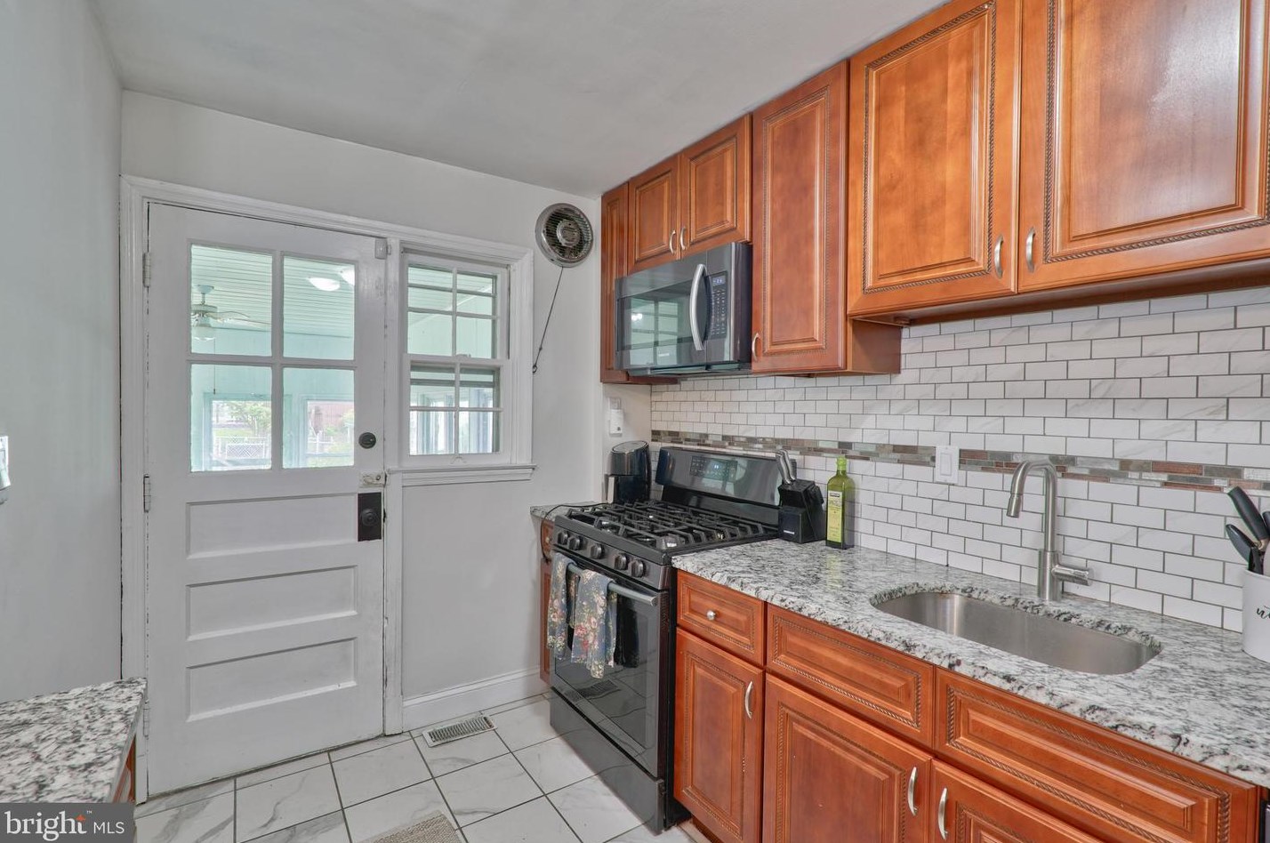 1646 Aberdeen Rd, Baltimore MD 21234-5104 exterior