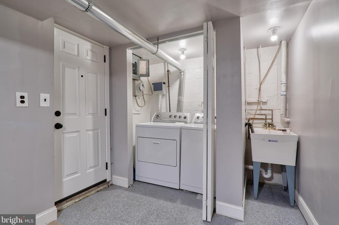 1646 Aberdeen Rd, Baltimore MD 21234-5104 exterior