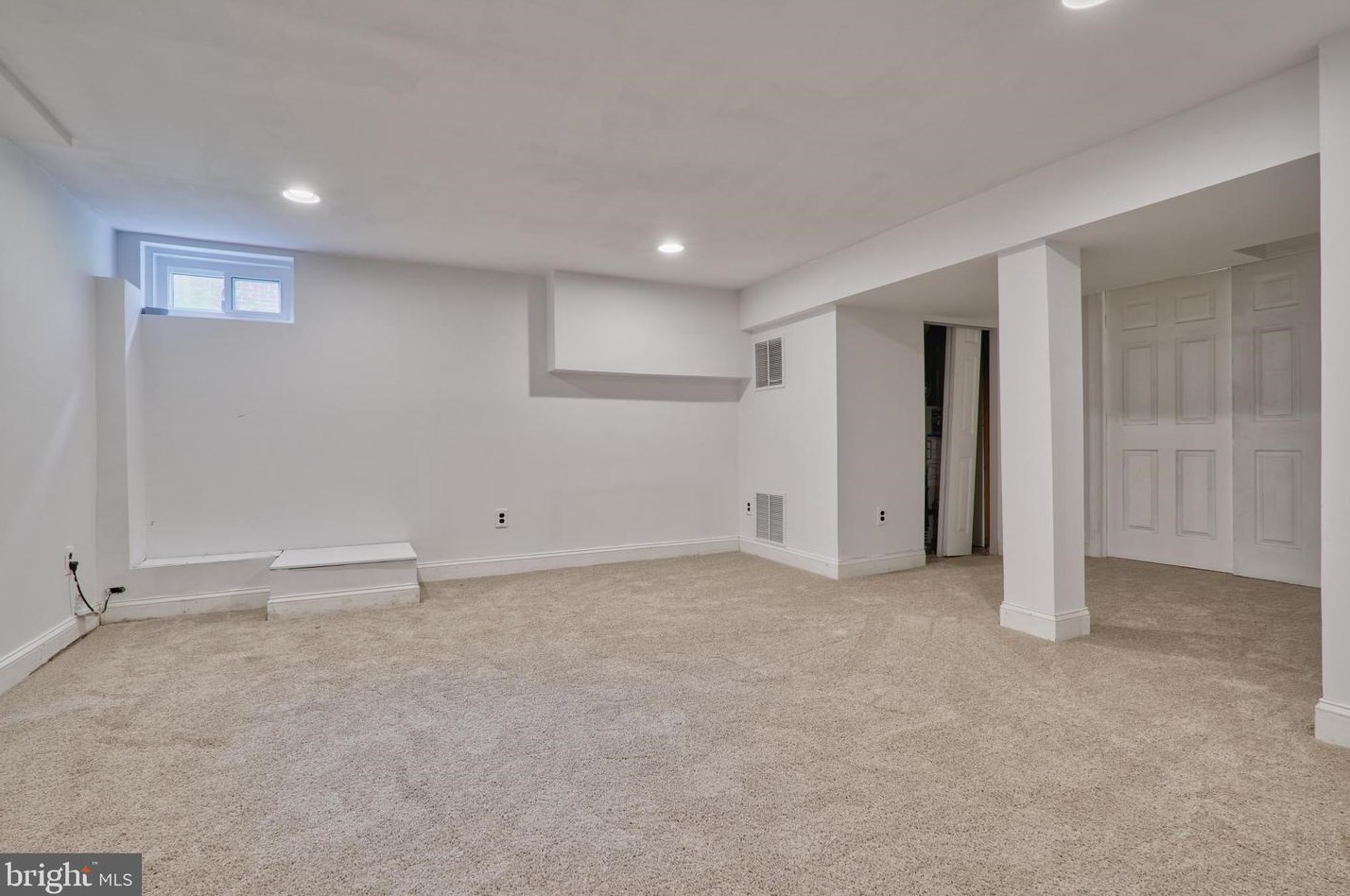 1646 Aberdeen Rd, Baltimore MD 21234-5104 exterior