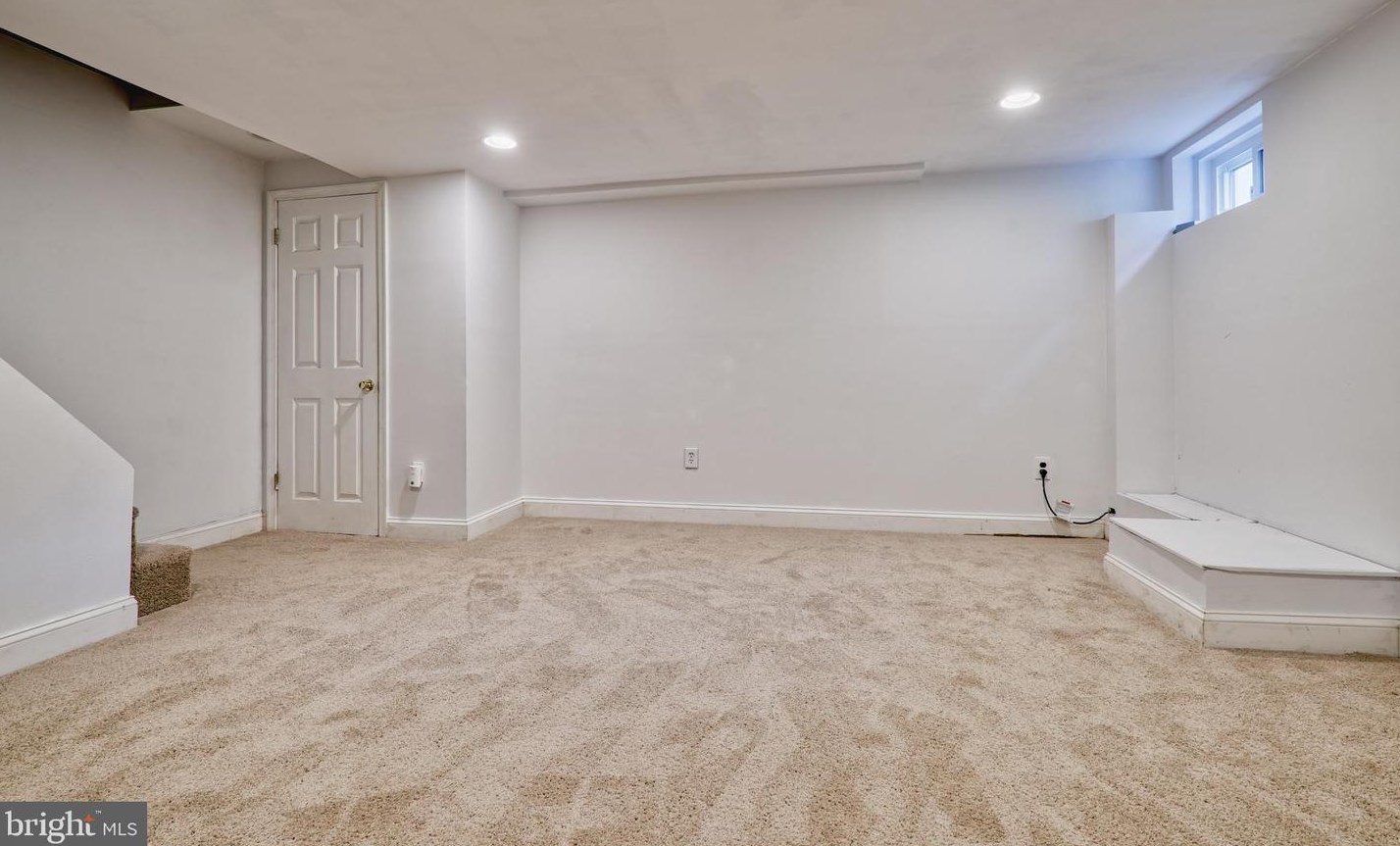 1646 Aberdeen Rd, Baltimore MD 21234-5104 exterior