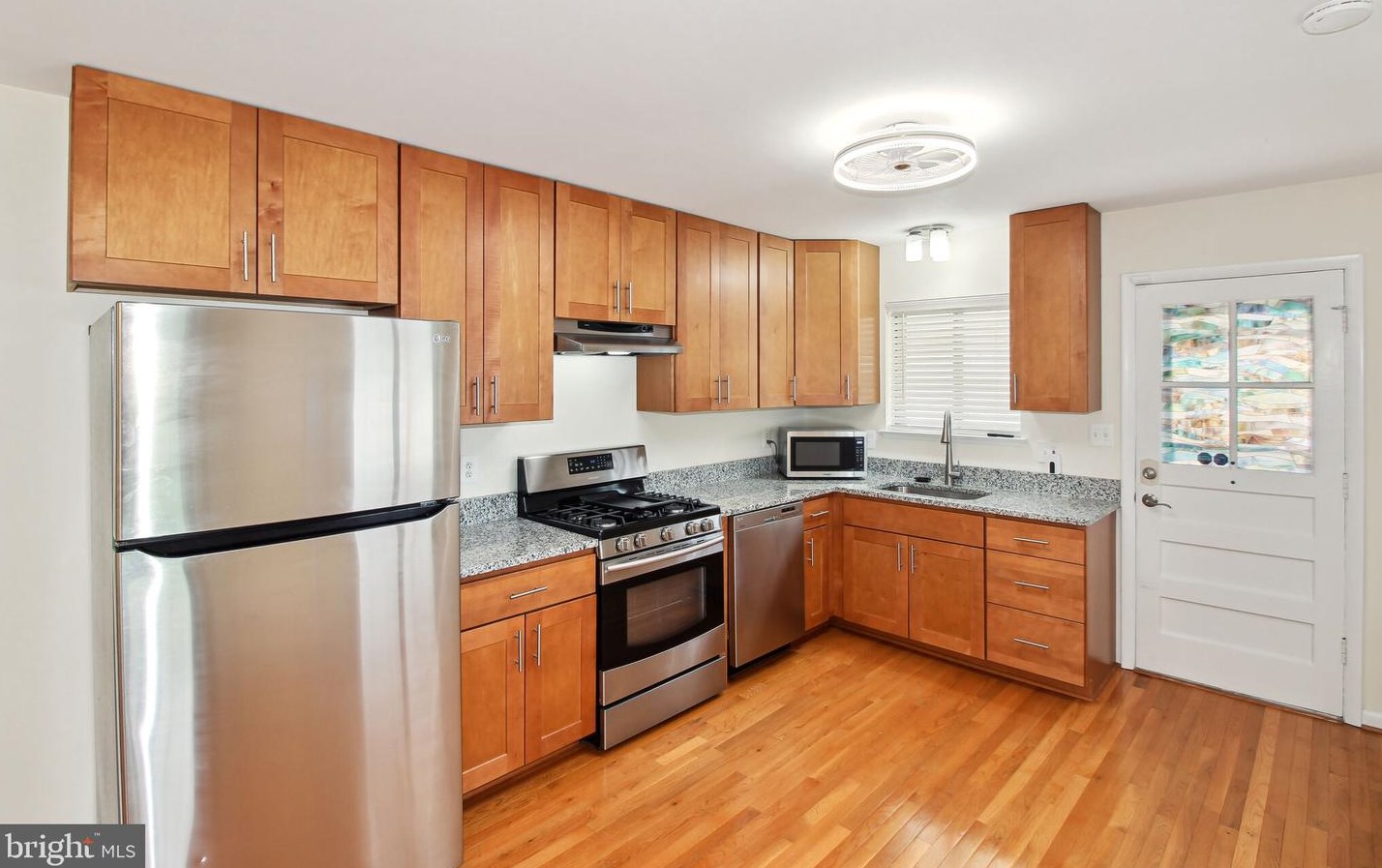 6122 Wheatland Rd, Baltimore MD  21228-2762 exterior
