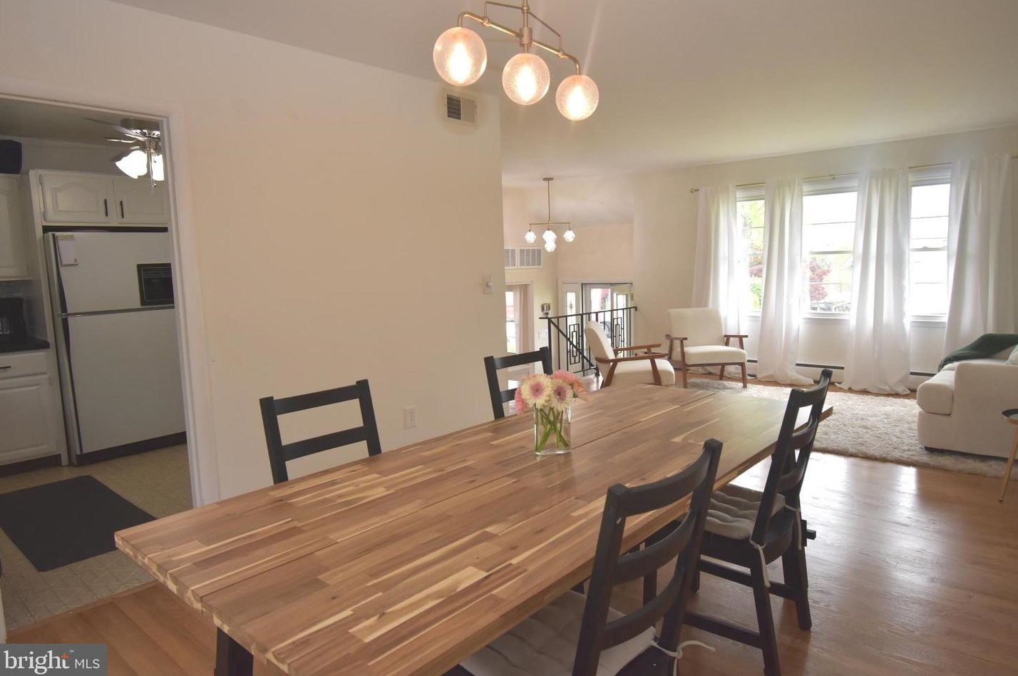 1403 Mount Airy Rd, Baltimore MD  21237-1821 exterior