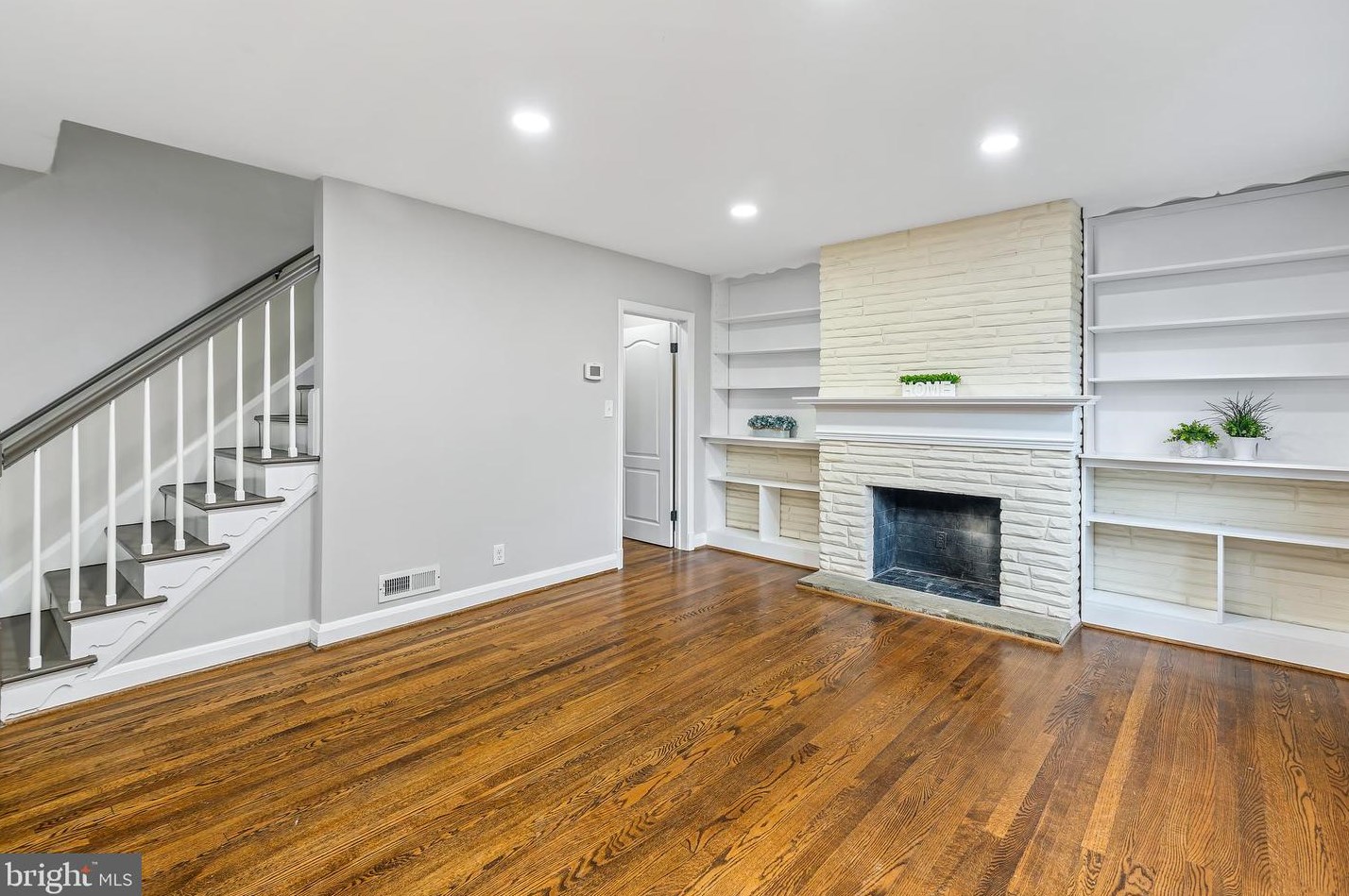 1193 Granville Rd, Baltimore MD 21207-4933 exterior