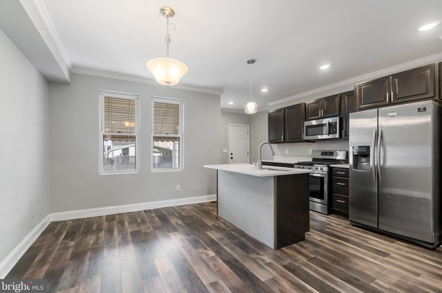 127 Ventnor Ter, Baltimore MD  21222-4250 exterior