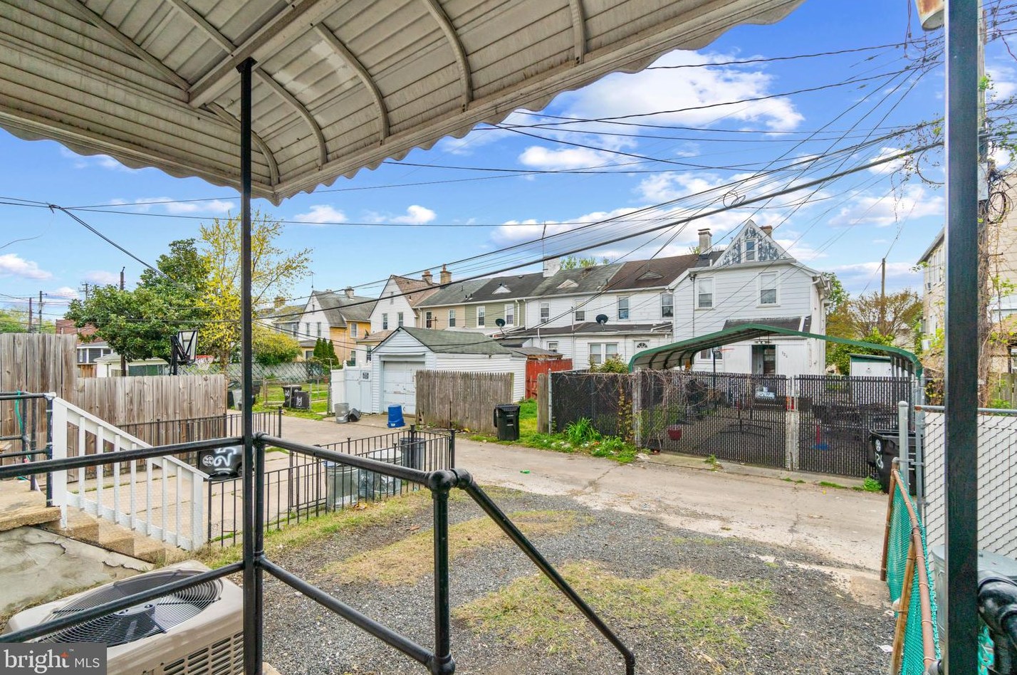 127 Ventnor Ter, Baltimore MD  21222-4250 exterior