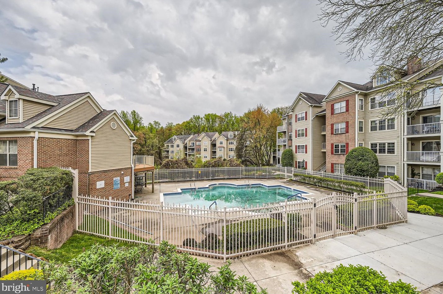 2322 Falls Gable Ln, Baltimore MD  21209-5216 exterior