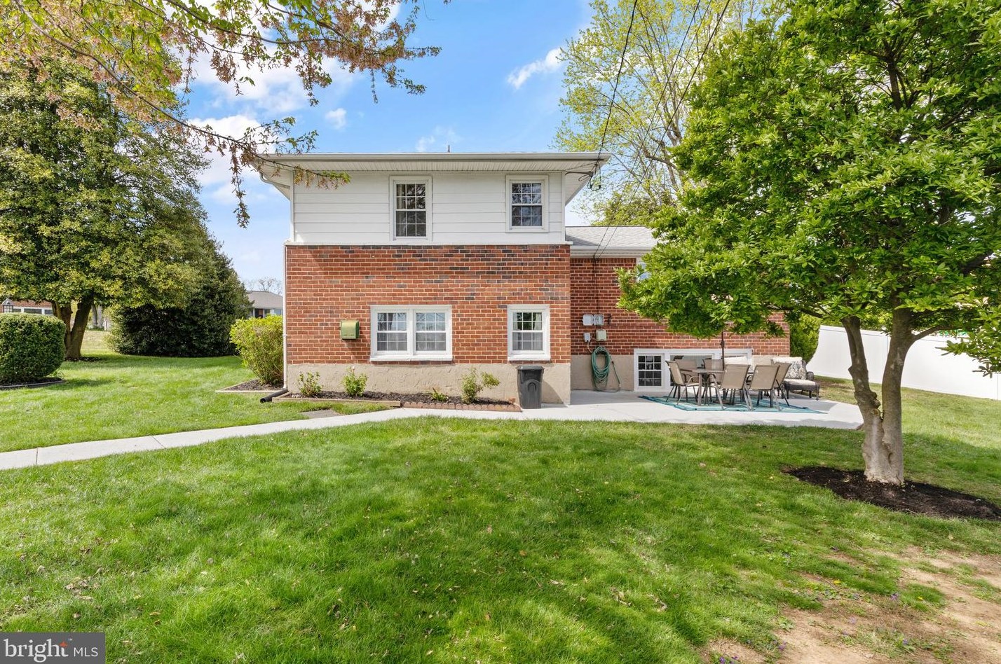 827 Scarlett Dr, Baltimore MD  21286-2910 exterior