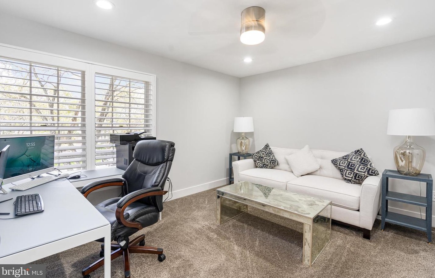 85 River Oaks Cir, Baltimore MD  21208-6356 exterior