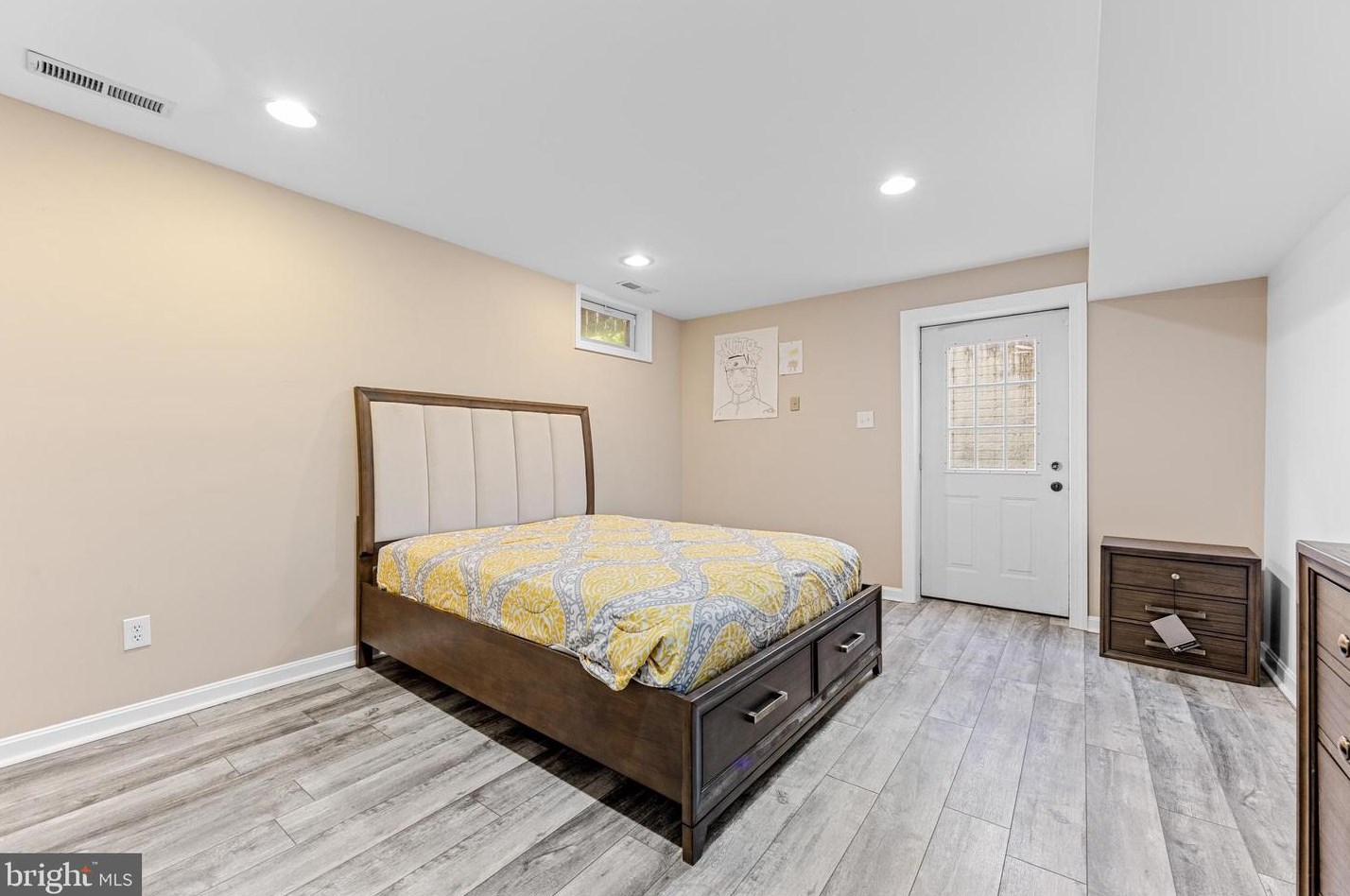 8218 Selwin Ct, Baltimore MD  21237-3363 exterior