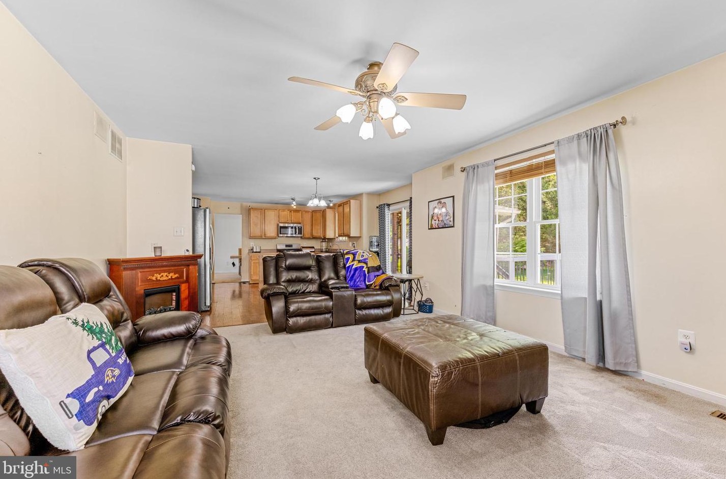 8218 Selwin Ct, Baltimore MD  21237-3363 exterior