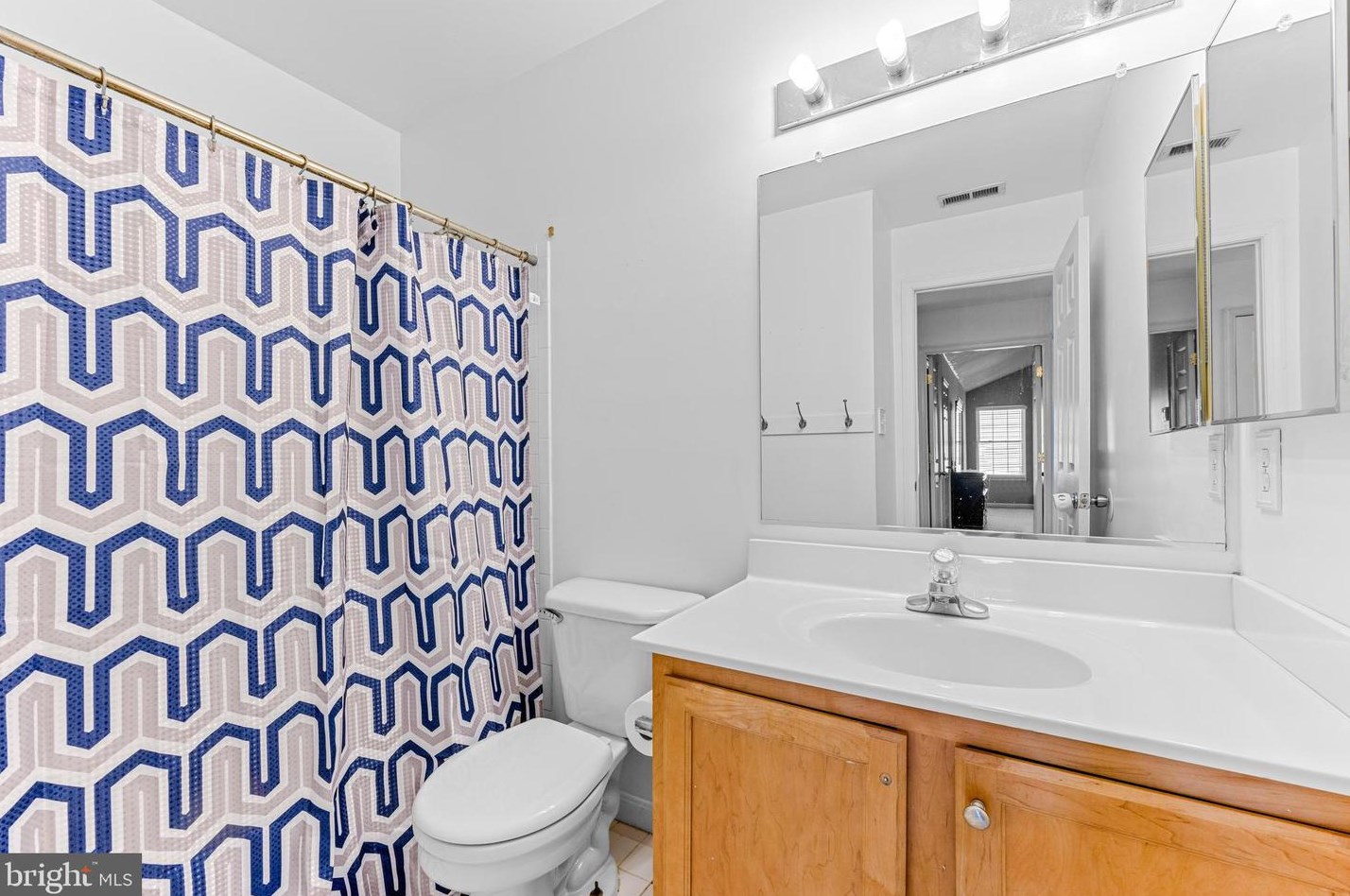 8218 Selwin Ct, Baltimore MD  21237-3363 exterior