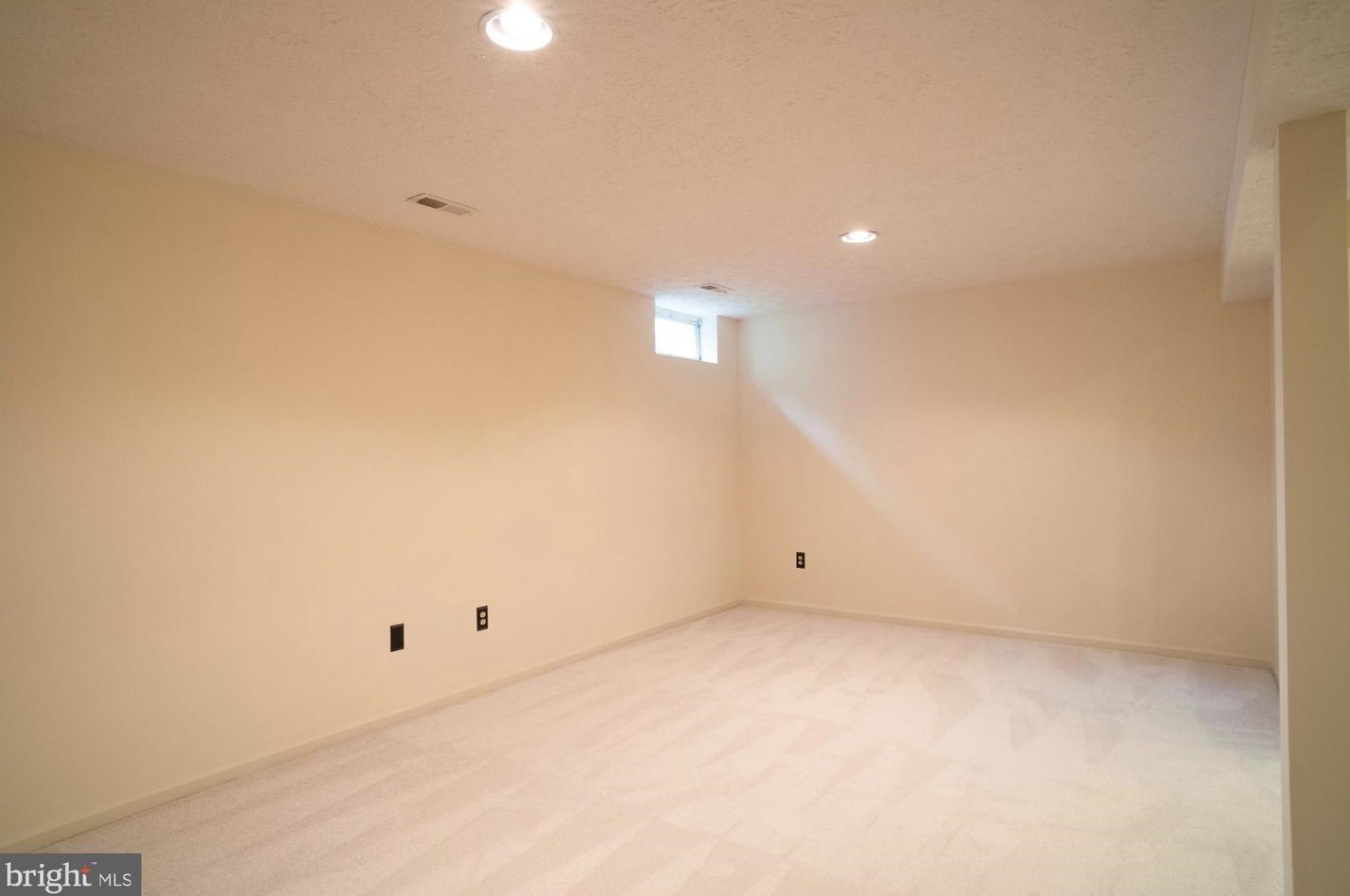 27 Ramsgate Ct, Baltimore MD  21227-3851 exterior
