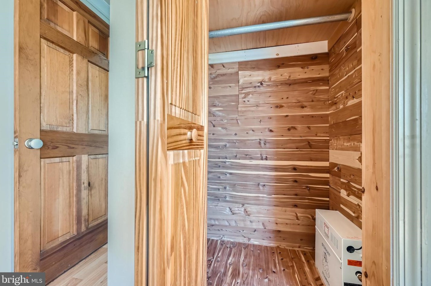 8327 Dalesford Rd, Baltimore MD 21234-5223 exterior