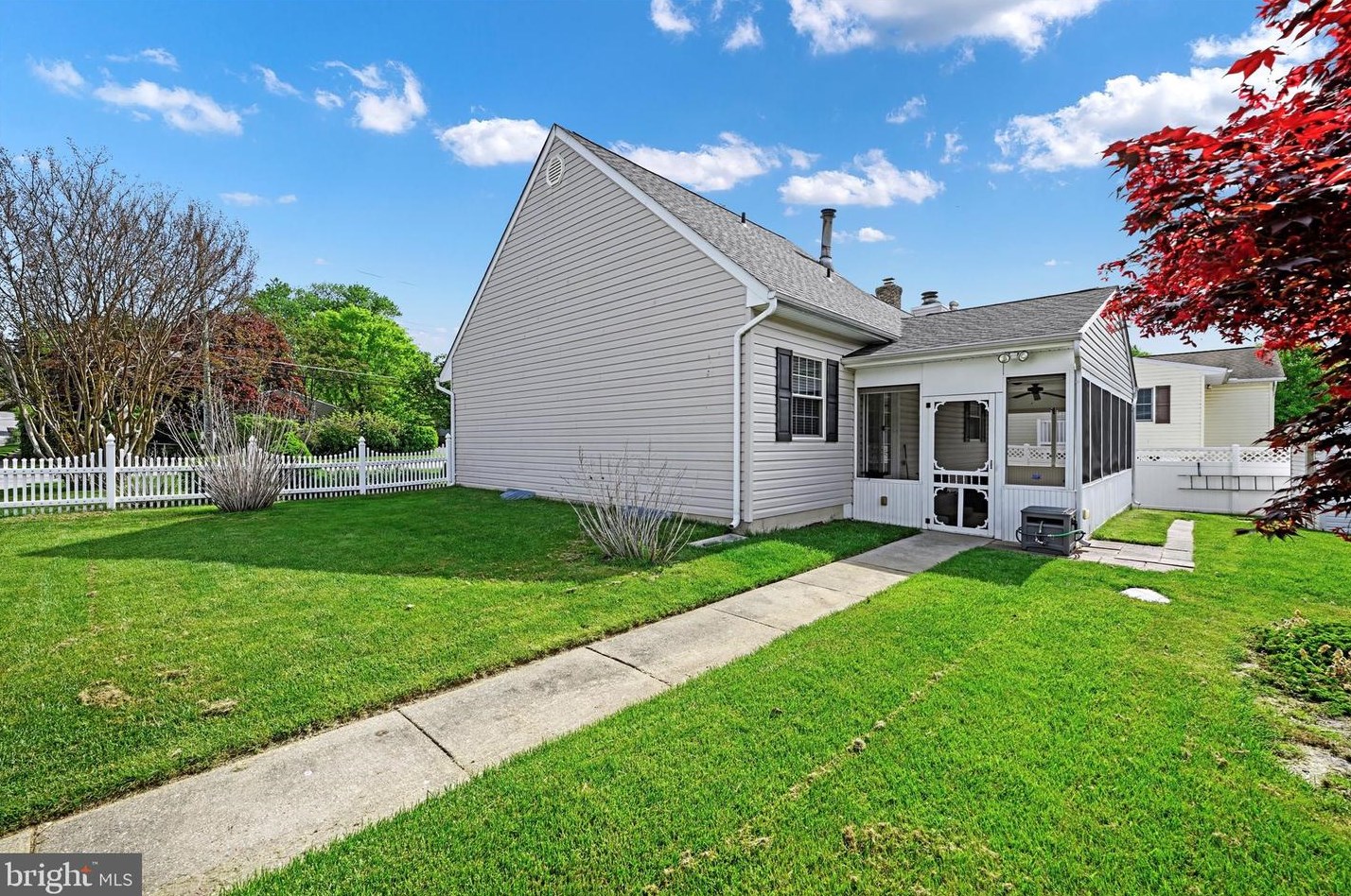 4537 Fitch Ave, Baltimore MD 21236-3913 exterior