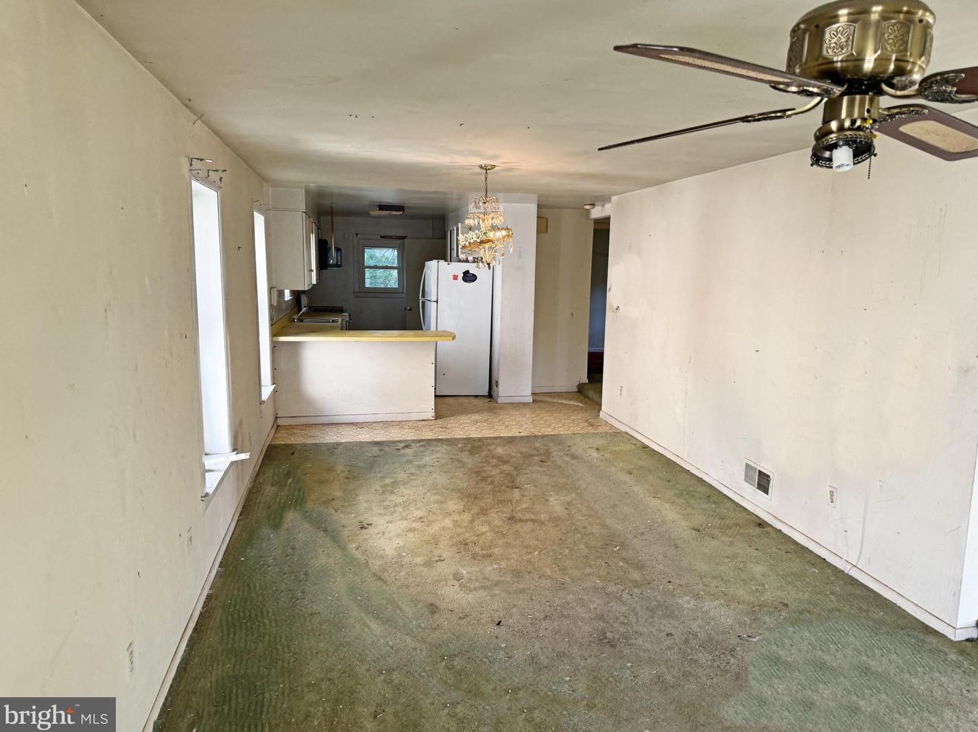 7412 Beech Ave, Baltimore MD  21206-1253 exterior