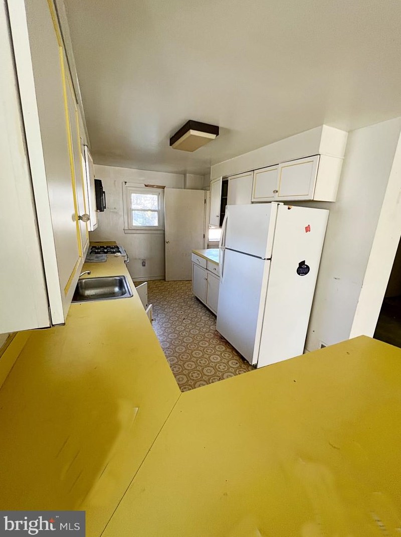 7412 Beech Ave, Baltimore MD  21206-1253 exterior