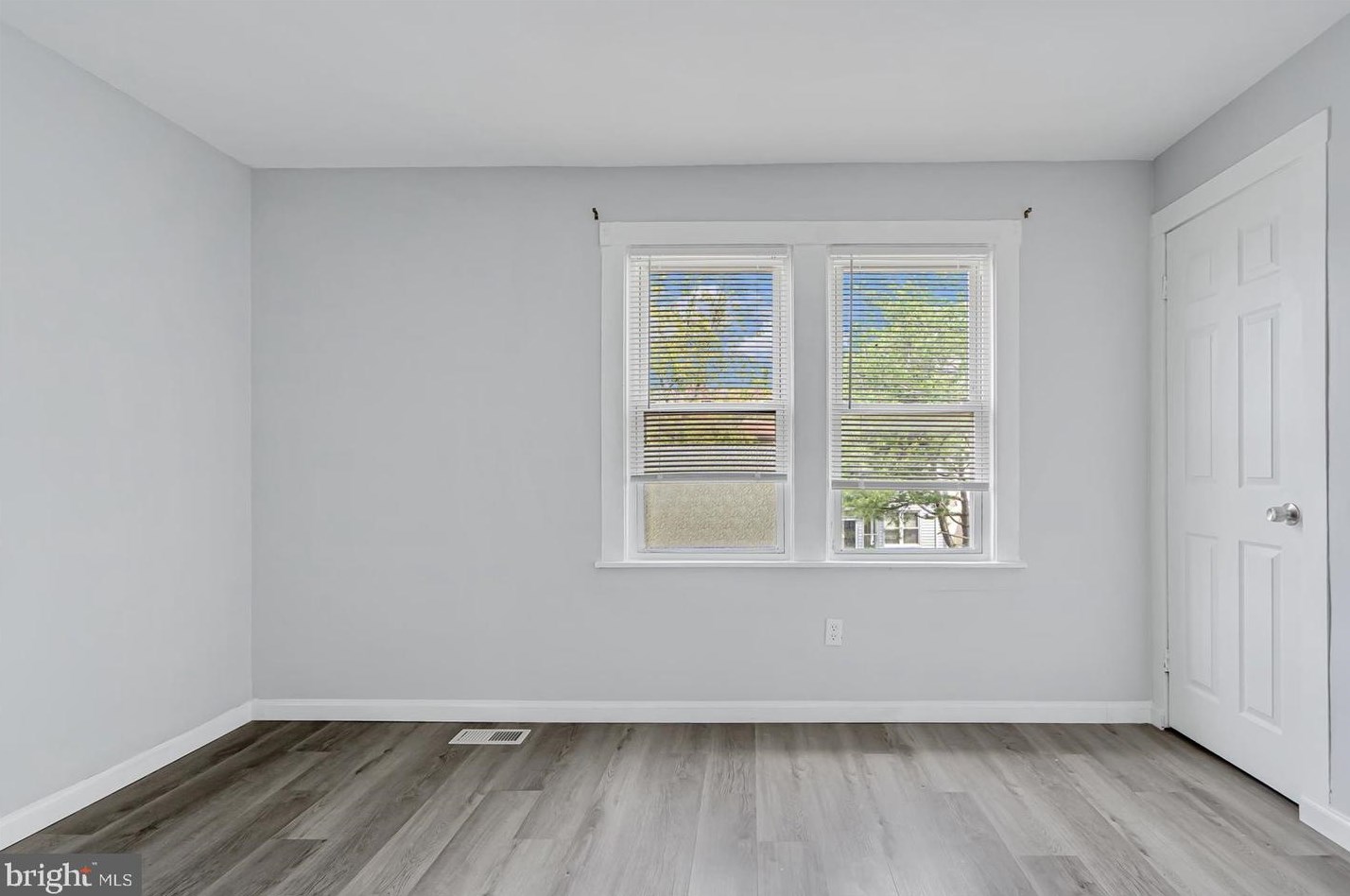 205 Colgate Ave, Baltimore MD  21222-4211 exterior