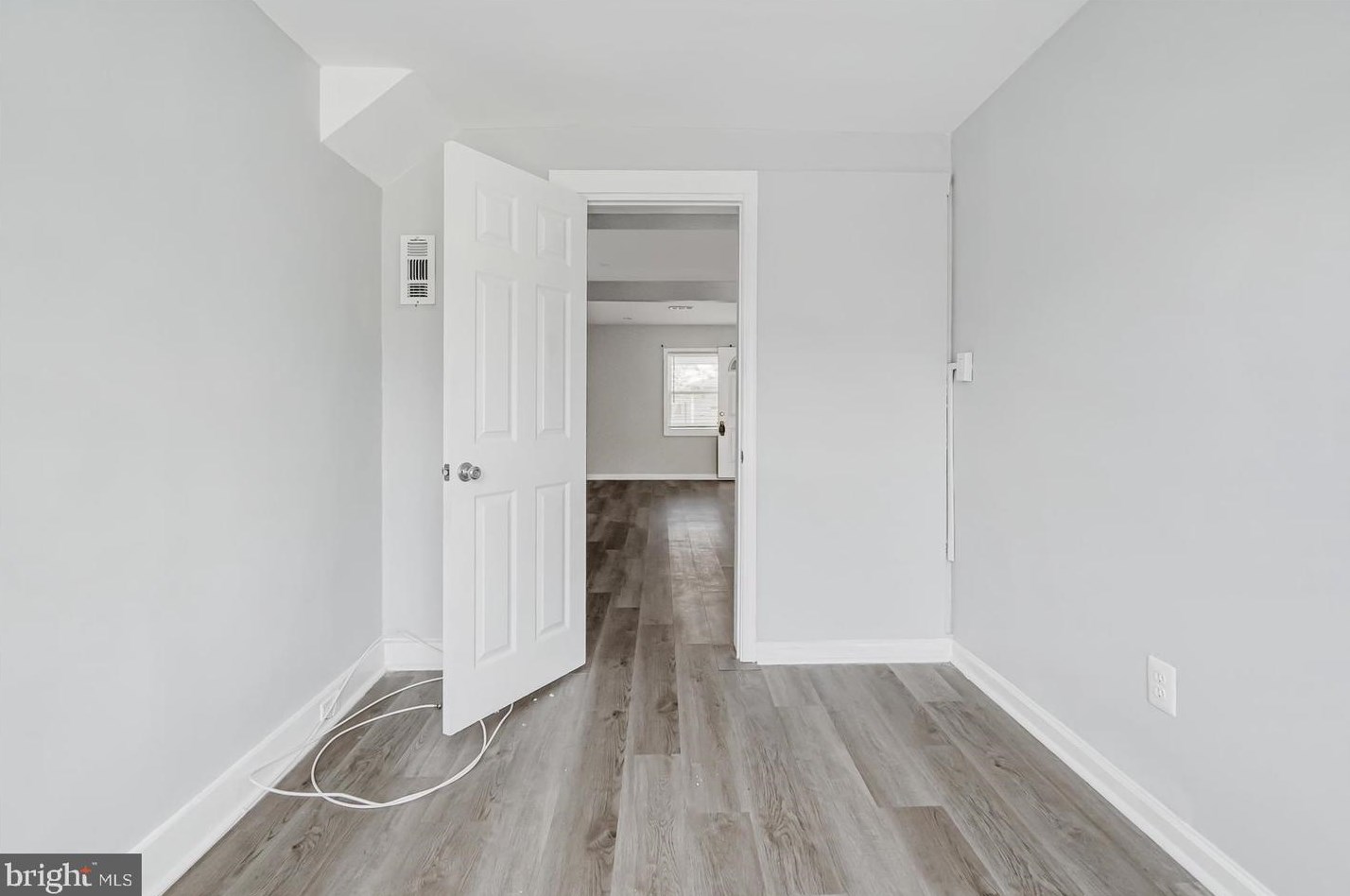 205 Colgate Ave, Baltimore MD  21222-4211 exterior