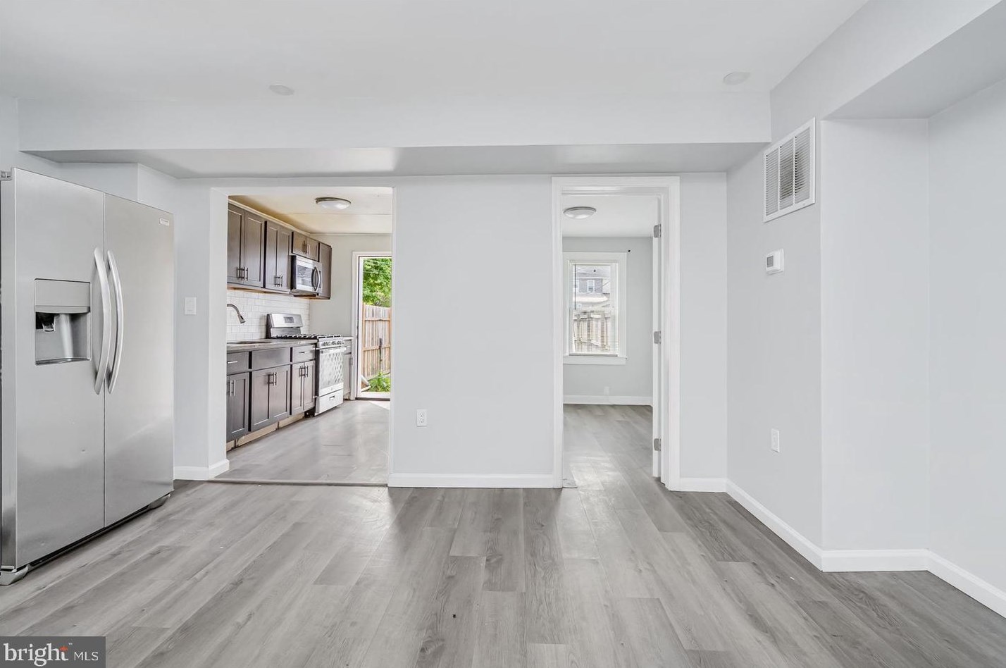 205 Colgate Ave, Baltimore MD  21222-4211 exterior