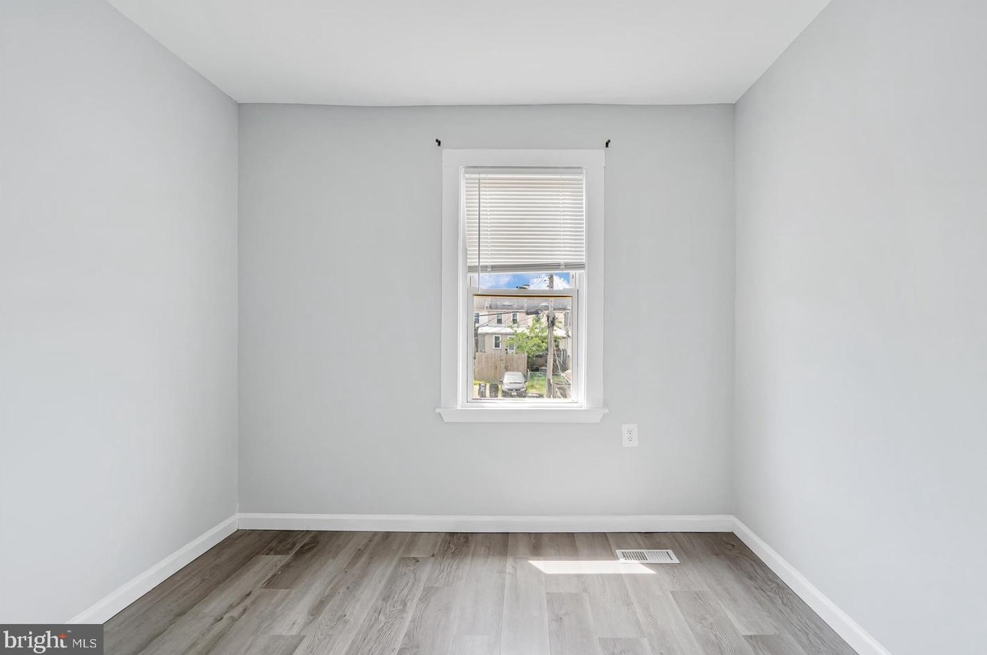 205 Colgate Ave, Baltimore MD  21222-4211 exterior