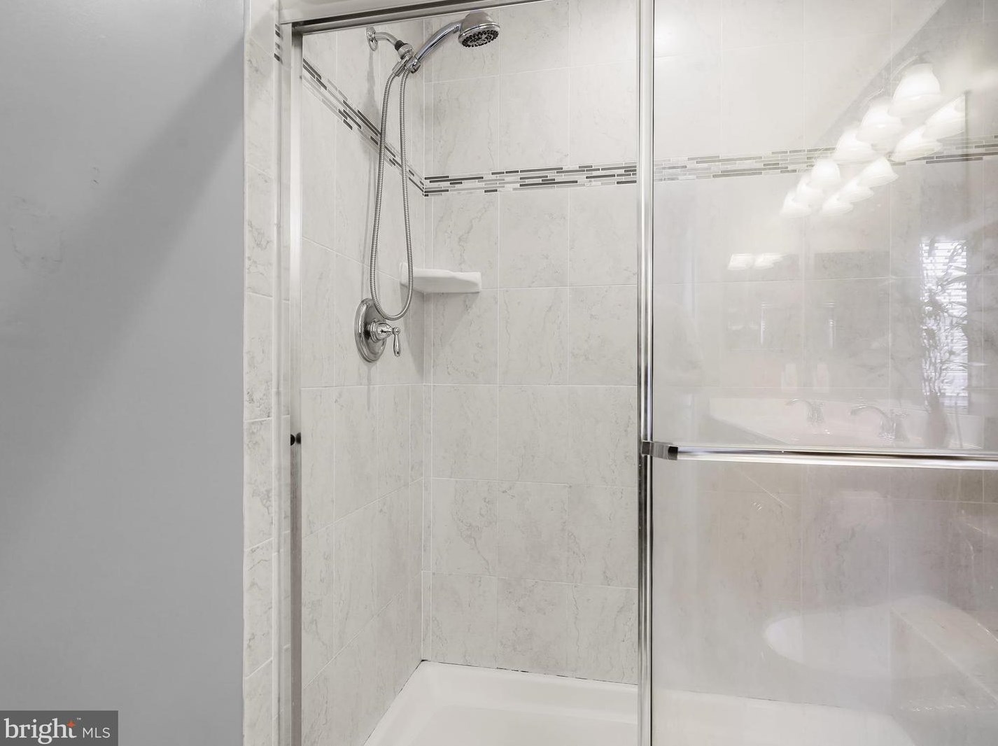 33 Ironwood Ct, Baltimore MD 21237-3962 exterior