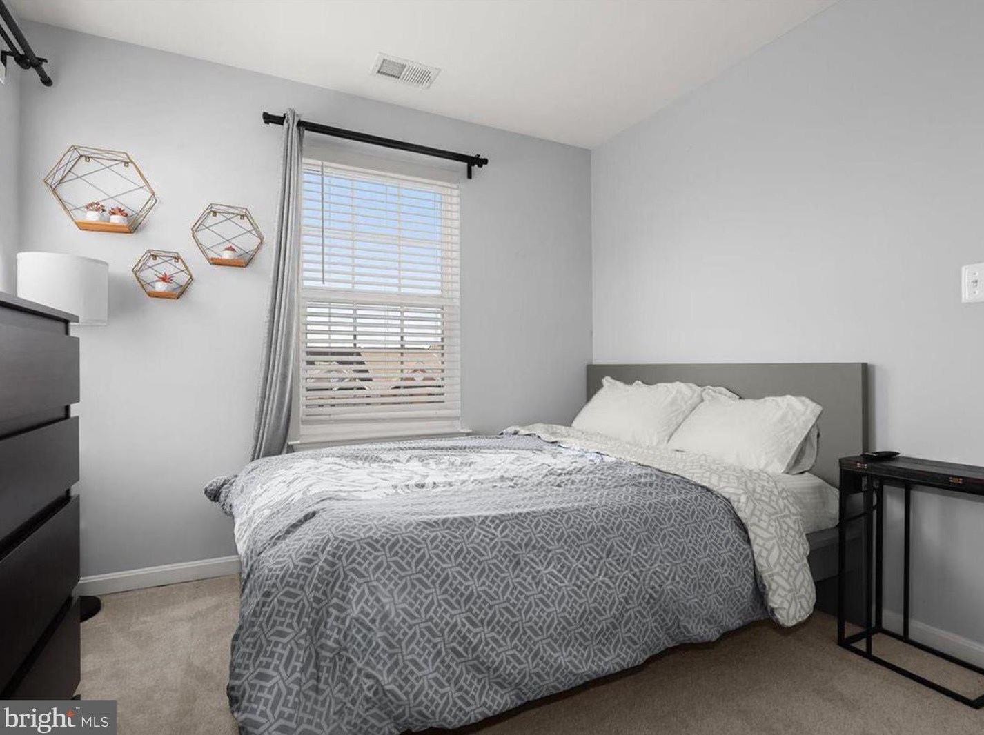 33 Ironwood Ct, Baltimore MD 21237-3962 exterior