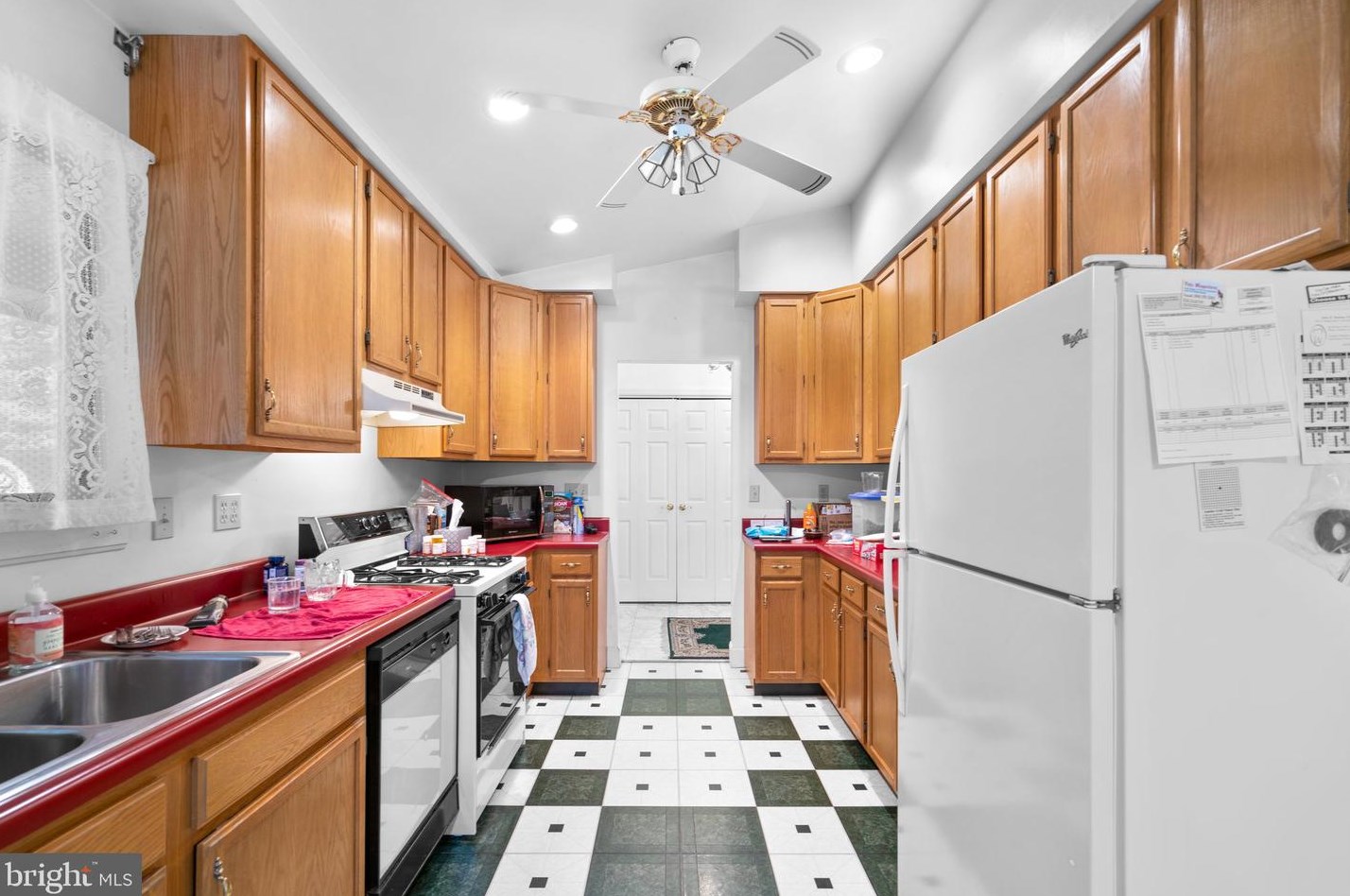 125 Newburg Ave, Baltimore MD 21228-5108 exterior