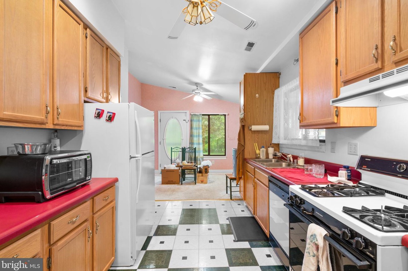 125 Newburg Ave, Baltimore MD 21228-5108 exterior