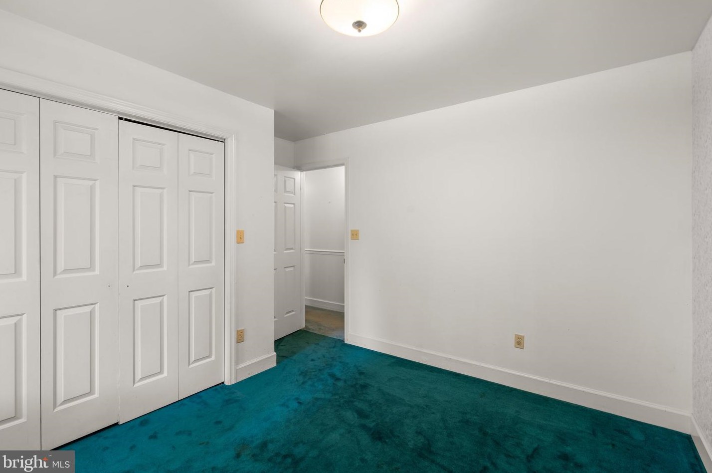 125 Newburg Ave, Baltimore MD 21228-5108 exterior