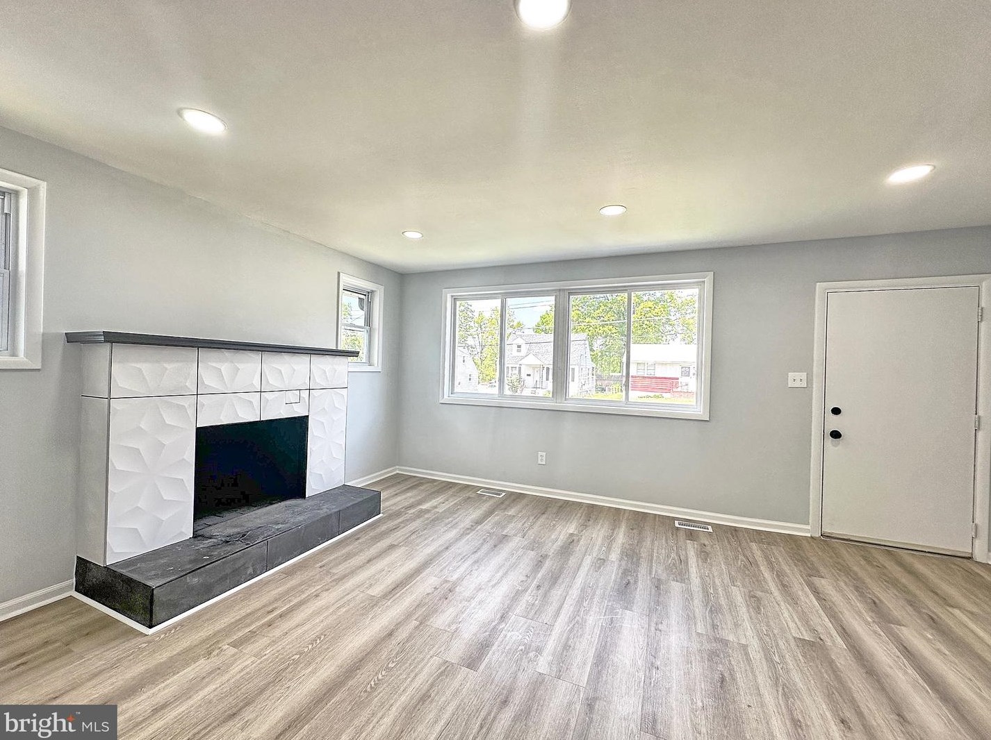 307 Oberle Ave, Baltimore MD 21221-4705 exterior