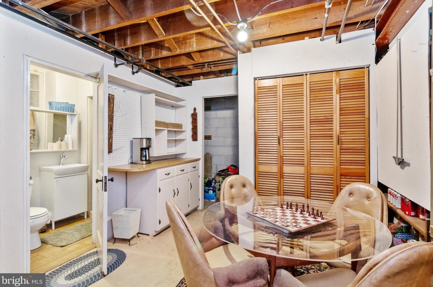 316 Regester Ave, Baltimore MD  21212-1542 exterior