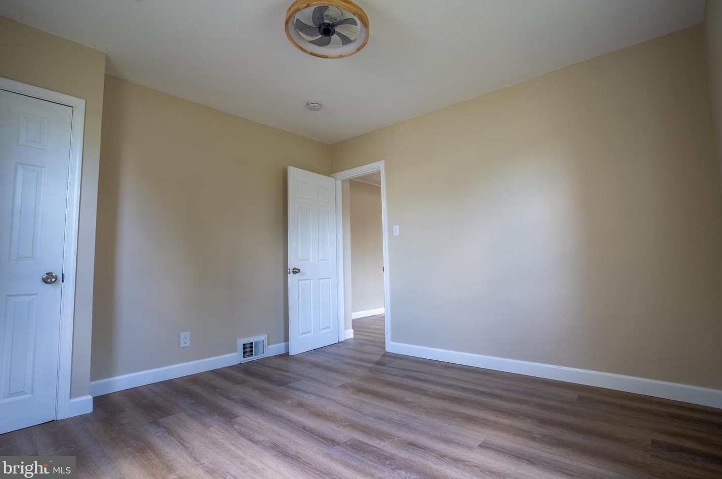 7416 Holabird Ave, Baltimore MD  21222-1826 exterior