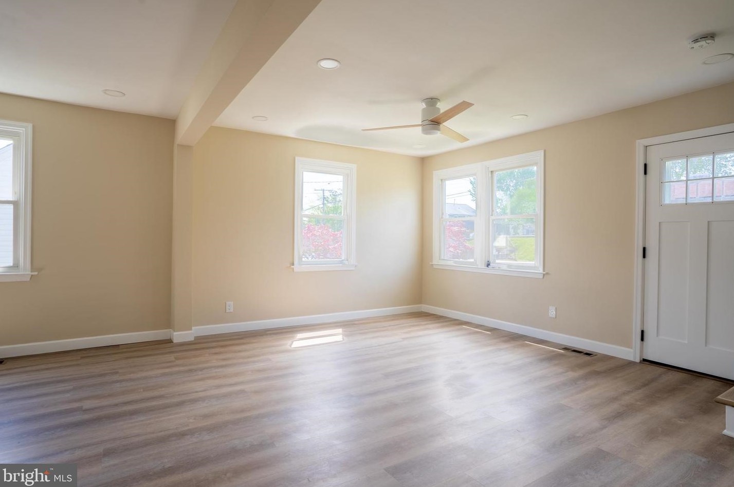 7416 Holabird Ave, Baltimore MD  21222-1826 exterior