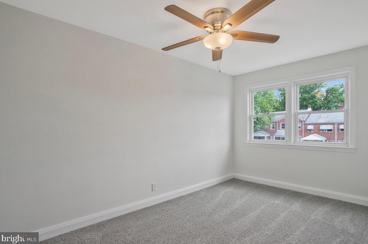 1081 Elm Rd, Baltimore MD  21240-1005 exterior