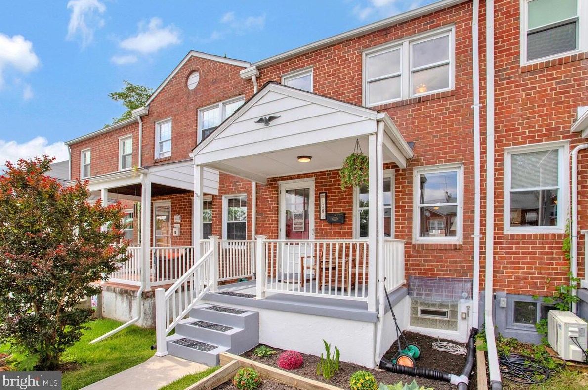 1081 Elm Rd, Baltimore MD  21227-3935 exterior