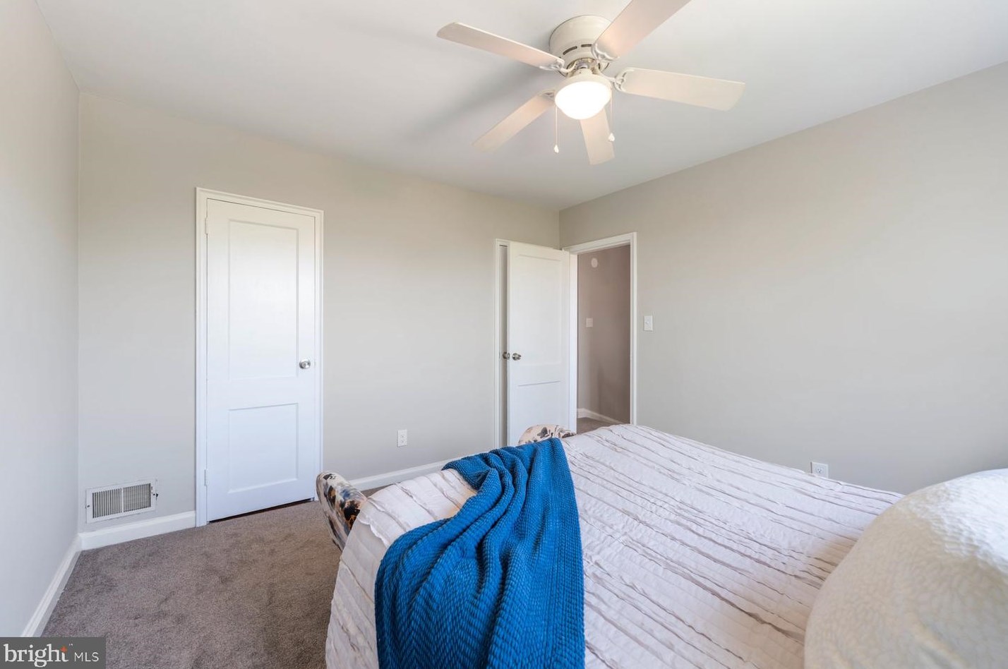 428 Westshire Dr, Baltimore MD exterior