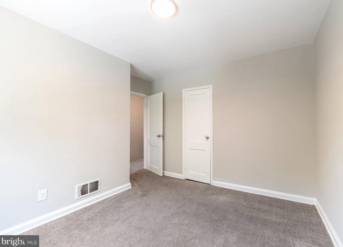 428 Westshire Dr, Baltimore MD exterior