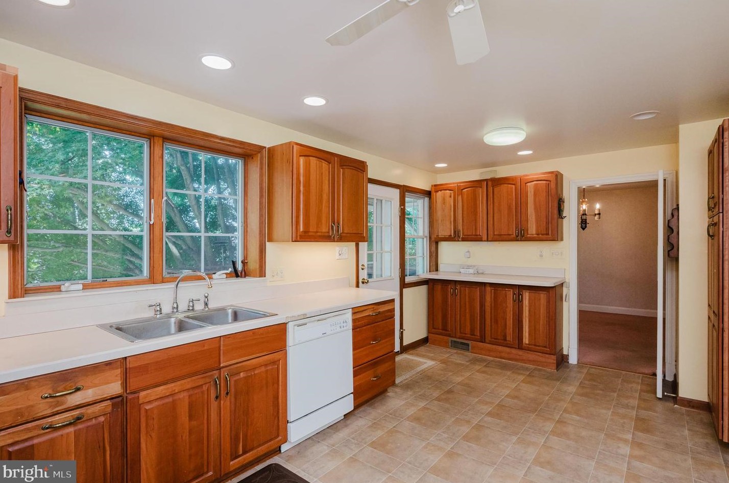 411 Alabama Rd, Baltimore MD 21204-4308 exterior