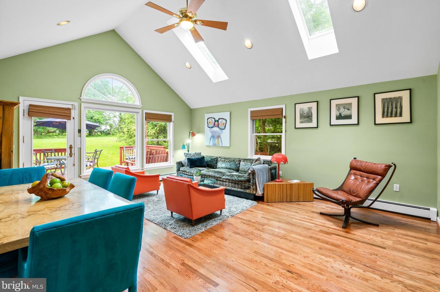 1602 Idlewilde Ave, Baltimore MD 21228-5605 exterior