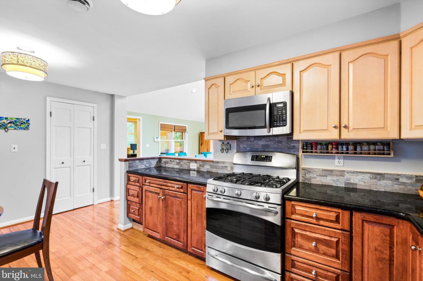 1602 Idlewilde Ave, Baltimore MD 21228-5605 exterior