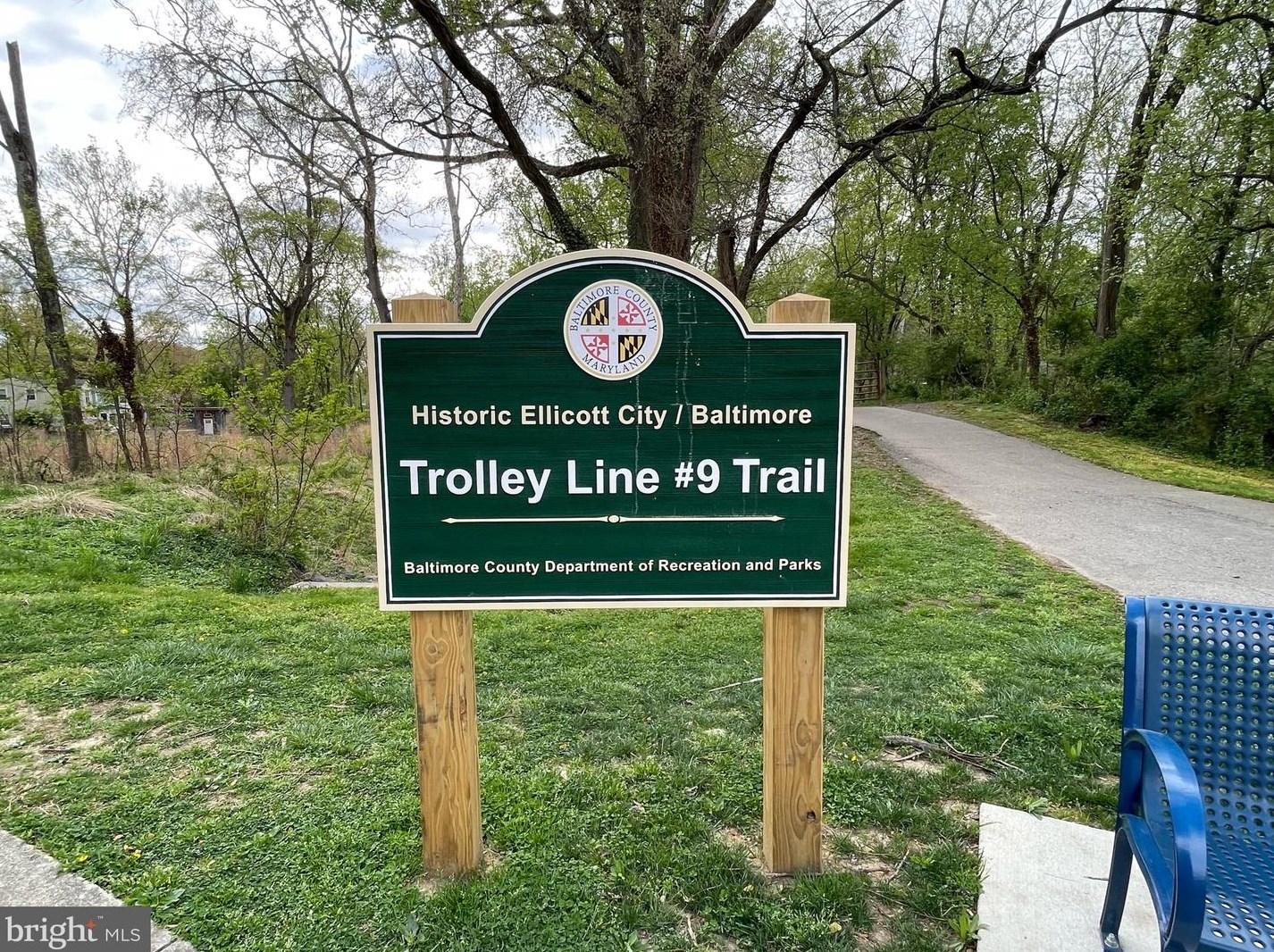 1602 Idlewilde Ave, Baltimore MD 21228-5605 exterior